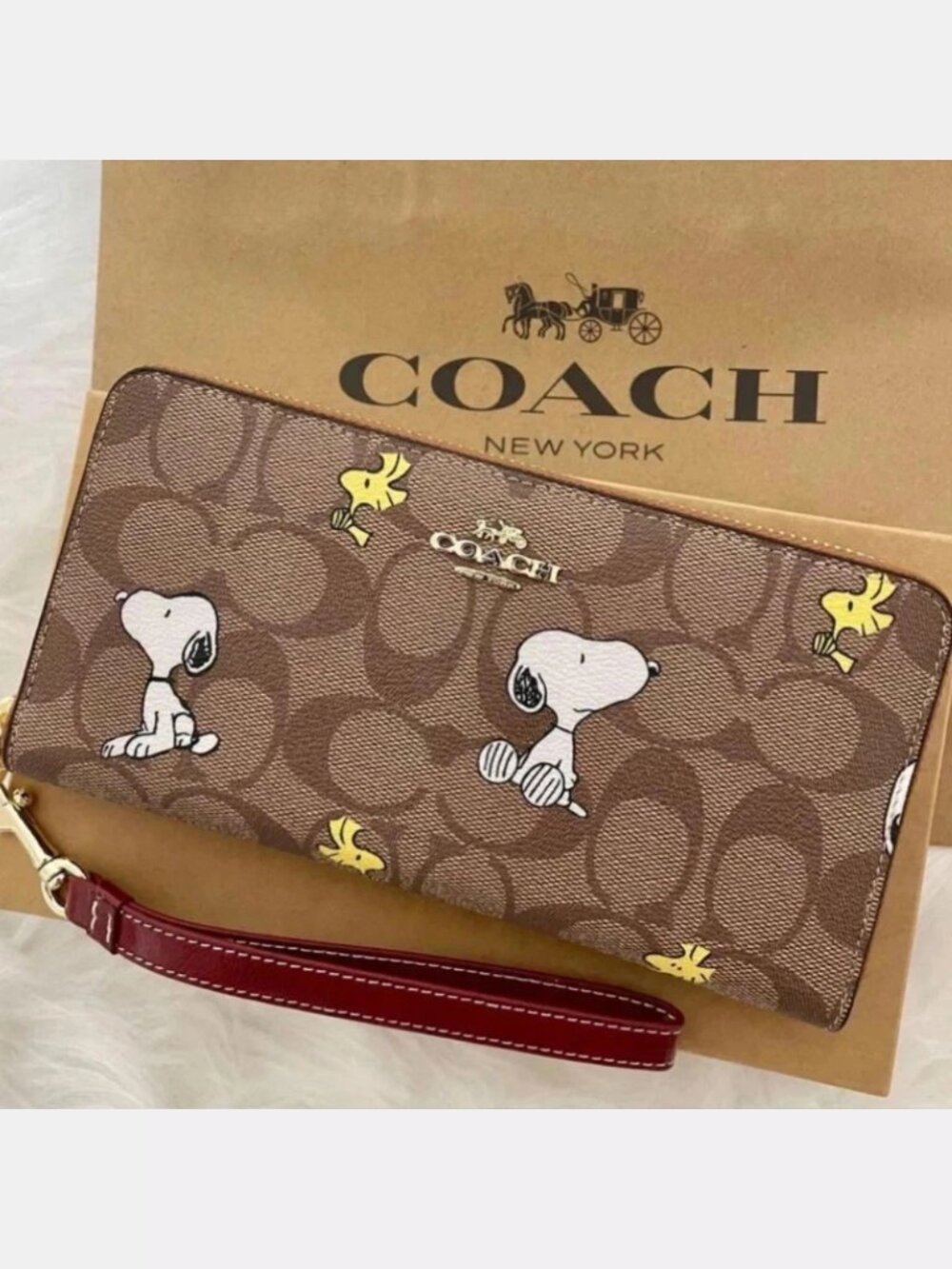 COACH x PEANUTS Long Zip around Wallet Snoopy Woodstock Khaki Signature CE705